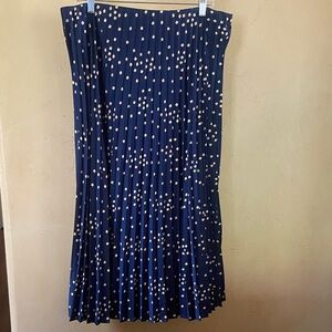 Sz L J. Crew Dark Blue A-Line Pleated Floral Print Skirt